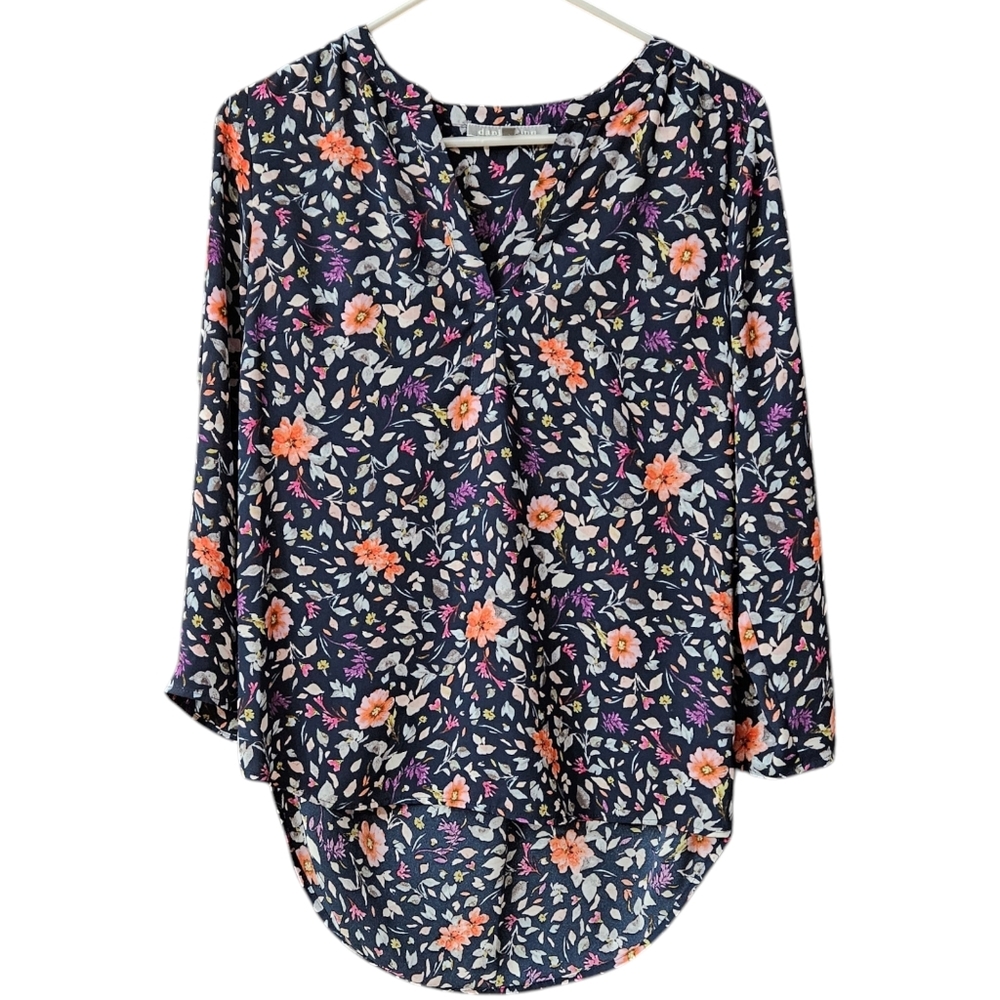Daniel Rainn Women's Floral Blouse Open V Neck Size Small Roll Tab Sleeves Blue